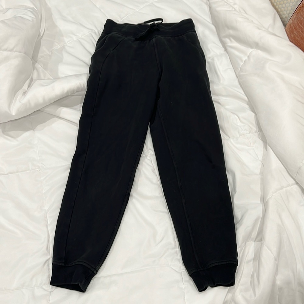 Lululemon Black Scuba Joggers